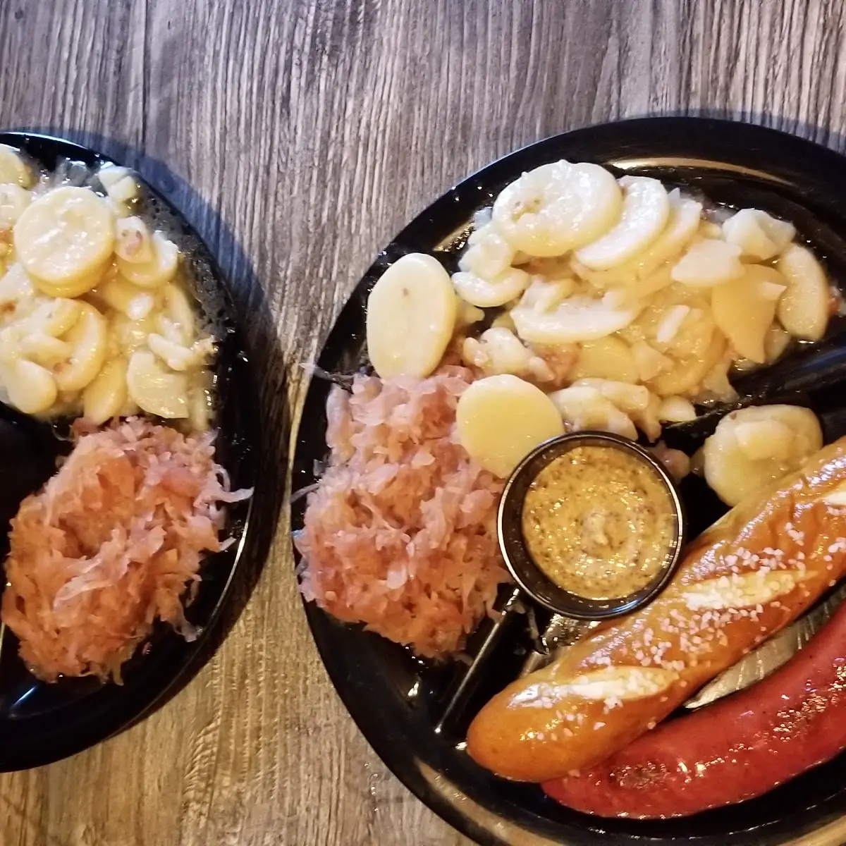 Krainerwurst Mac & Cheese