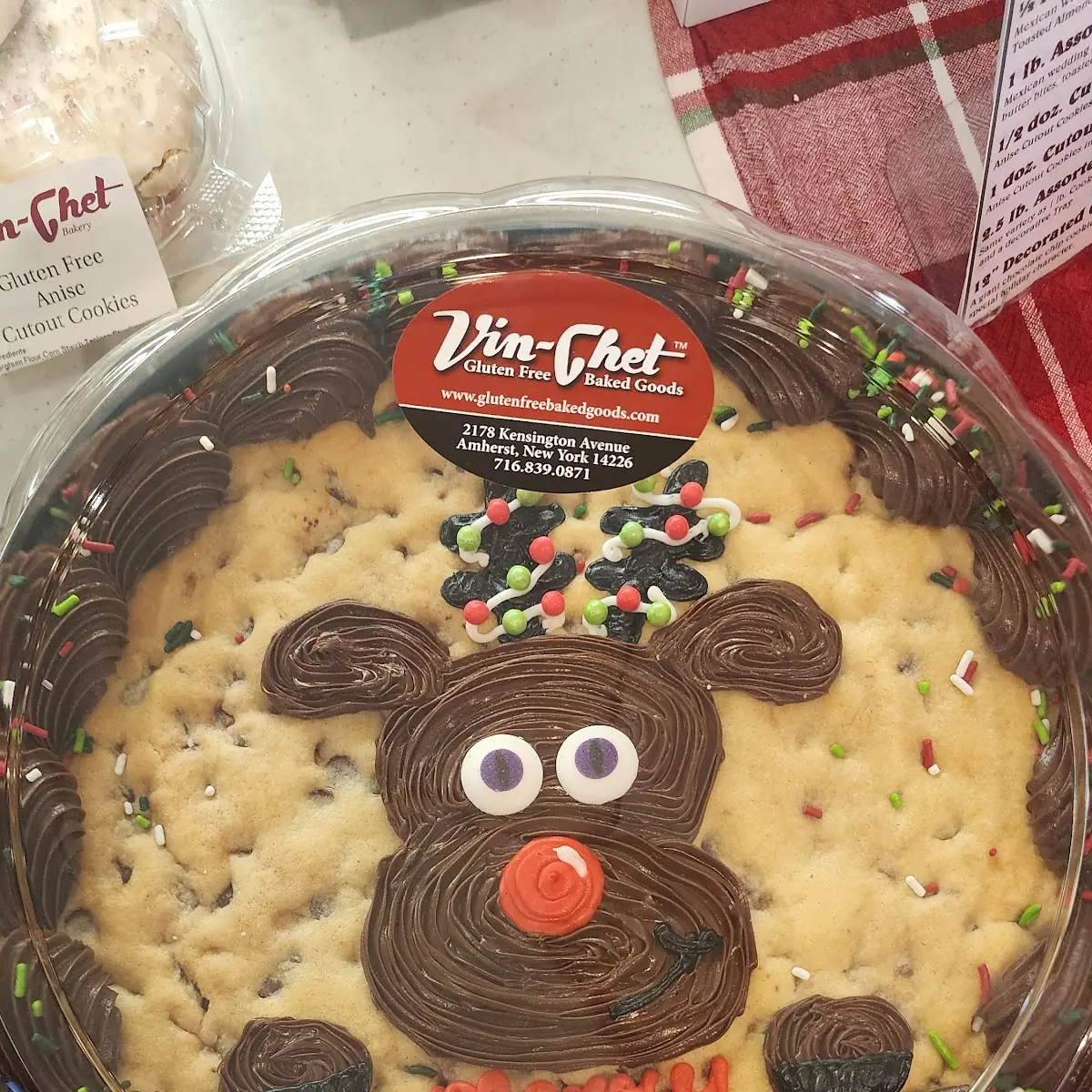 Huge Chocolate Chip Cookie