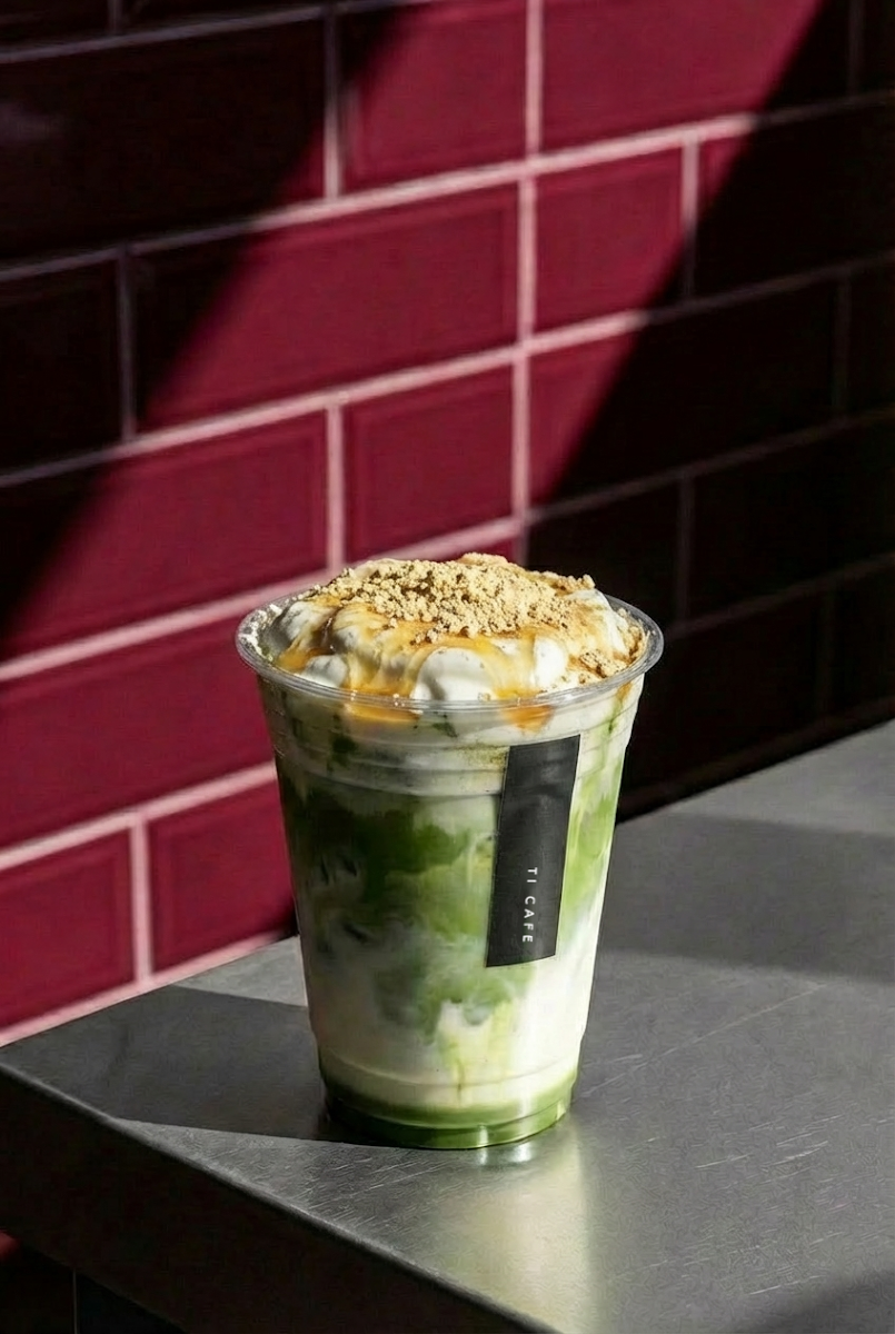Iced Green Matcha Milk Teas