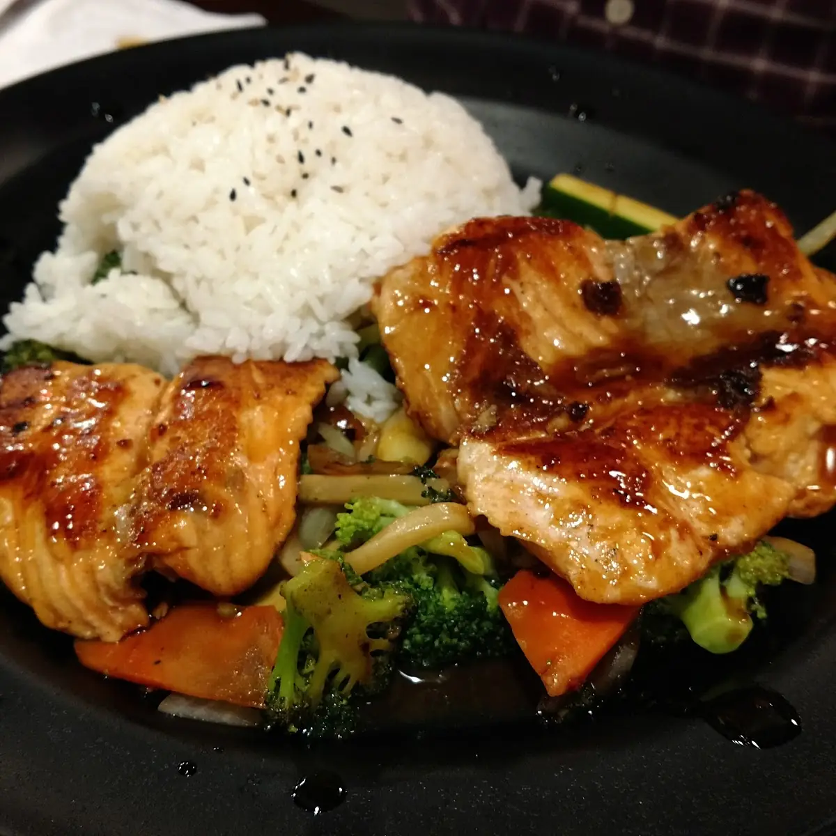 Spicy Salmon Roll