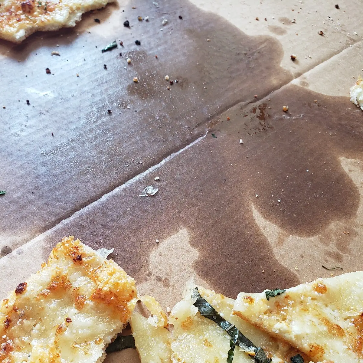 White Thin Crust Cheese Pizza