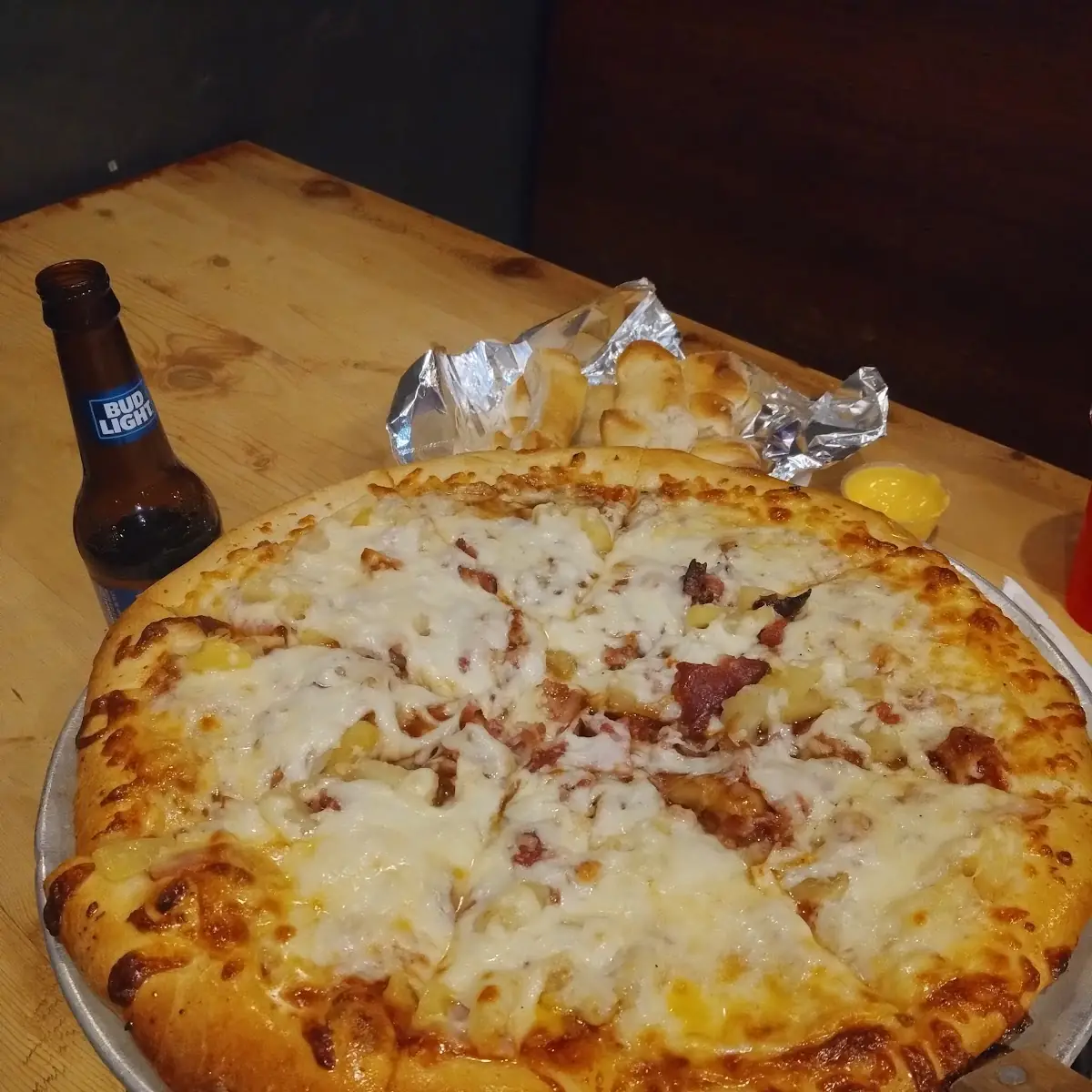 Hawaiian Pizza