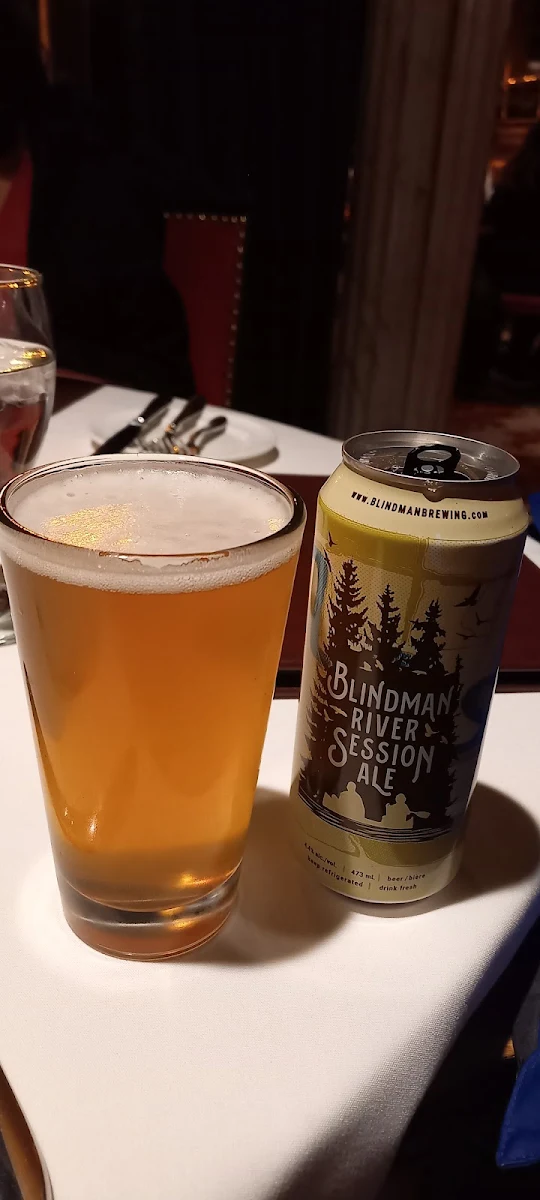 Beer, Caesar's Steak House & Lounge