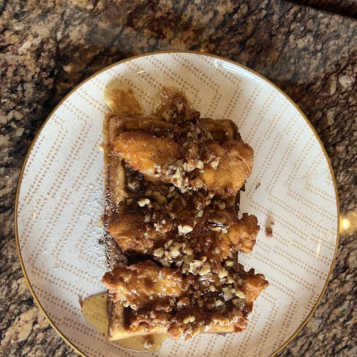 Chicken& Waffle