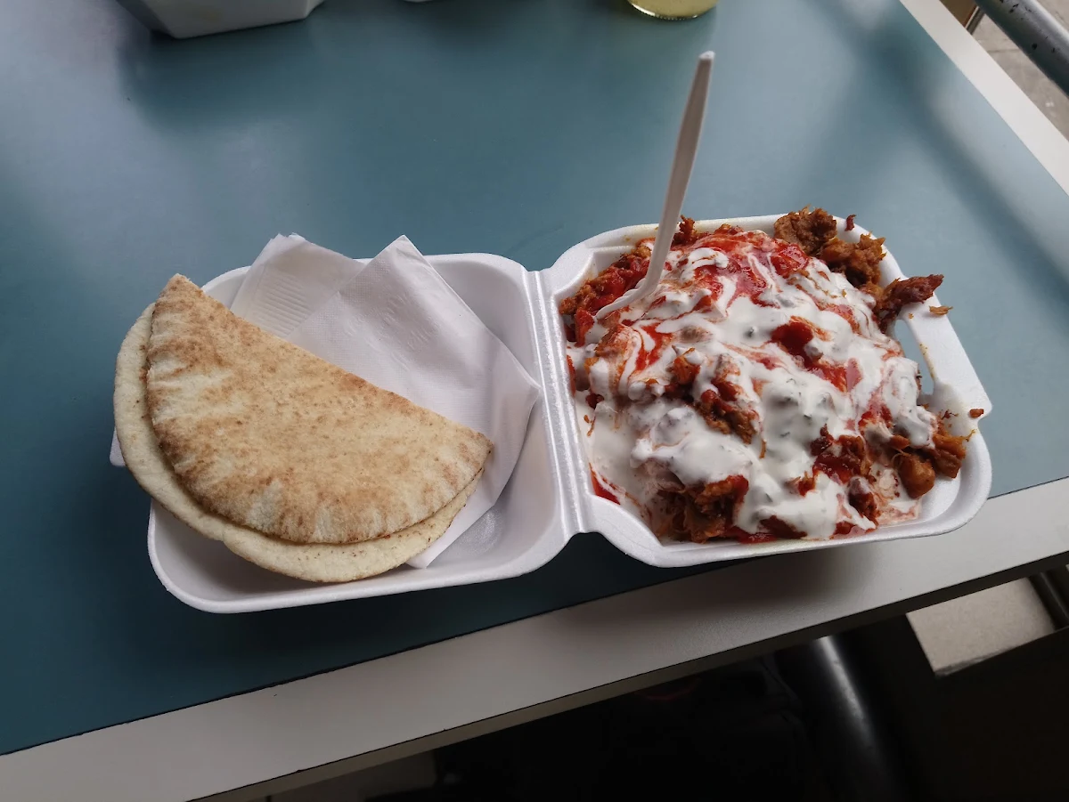 Highlights, Lulu's Canadian Style Shawarma