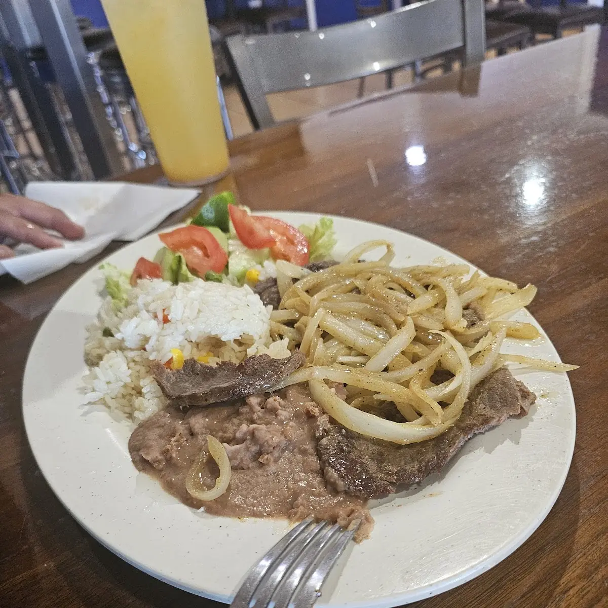 Bistec Encebollado