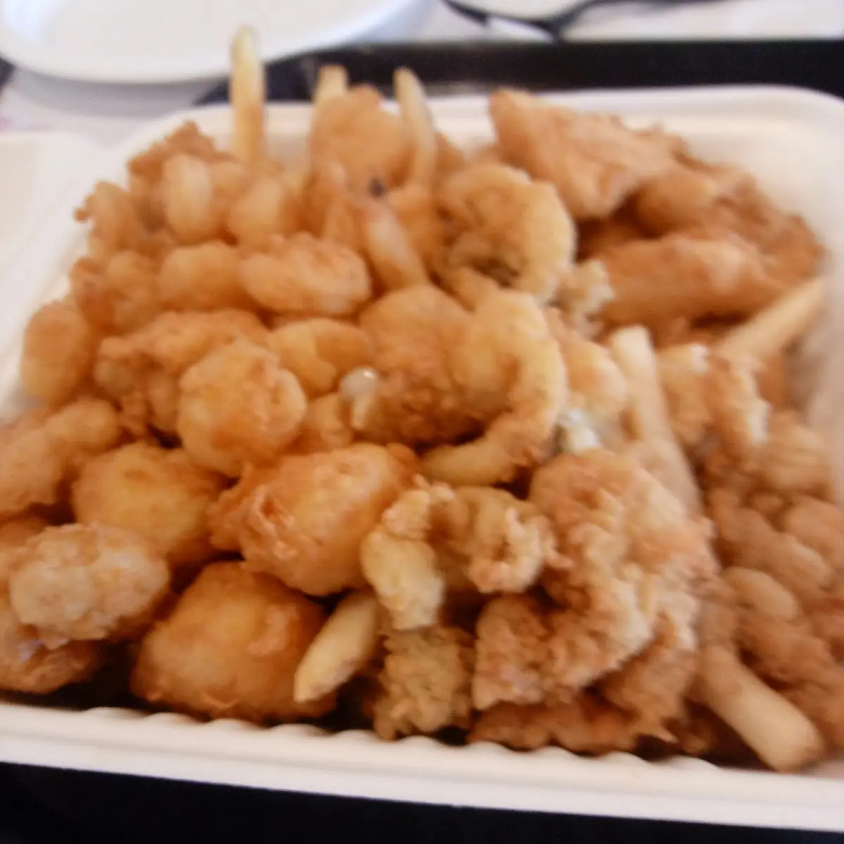 Fried Seafood Combo Platter