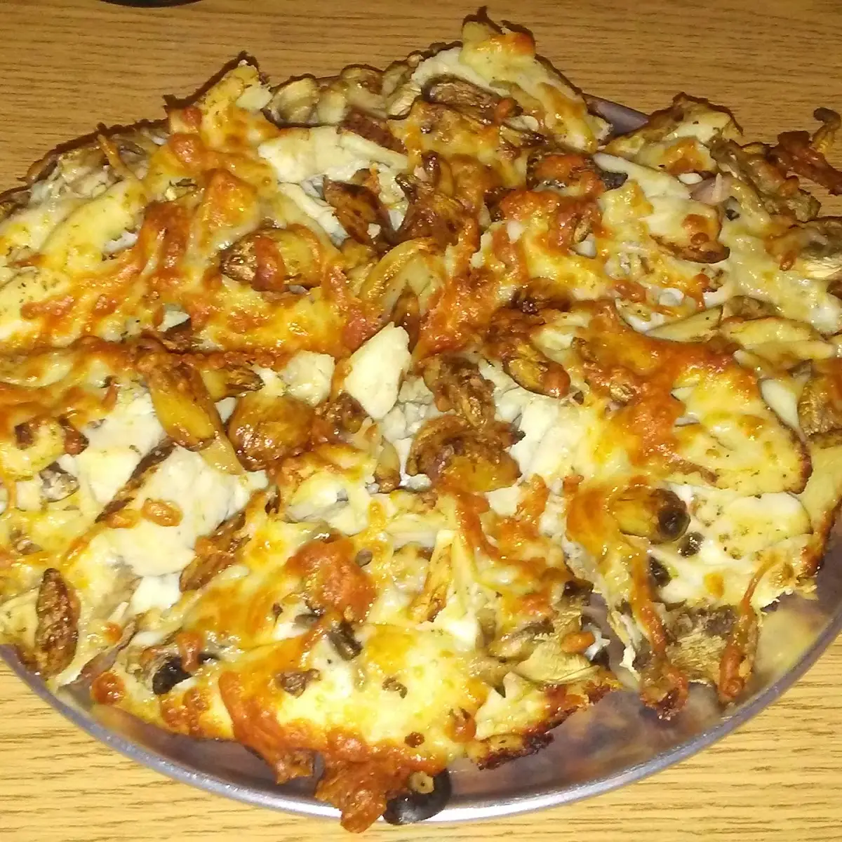 Garlic Chicken Pizza