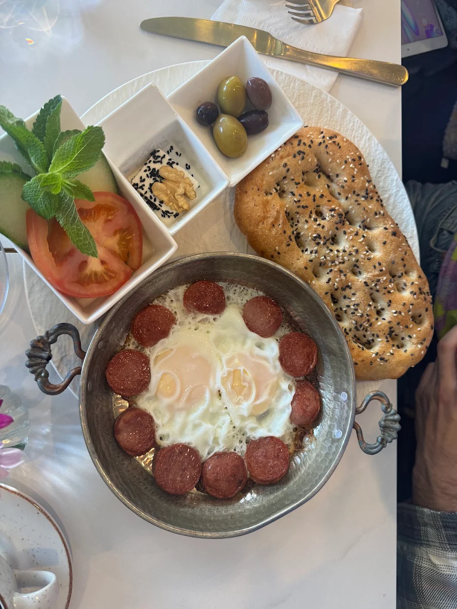 Turkish Omelette, Roses Cafe Senso