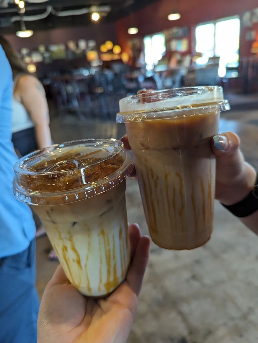 Iced Caramel Macchiato