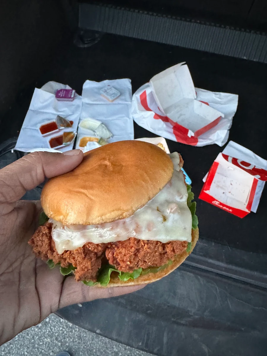 Spicy Deluxe Burger, Chick-fil-A