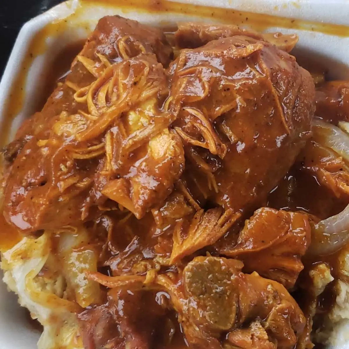 Pollo Guisado Con Mangoo