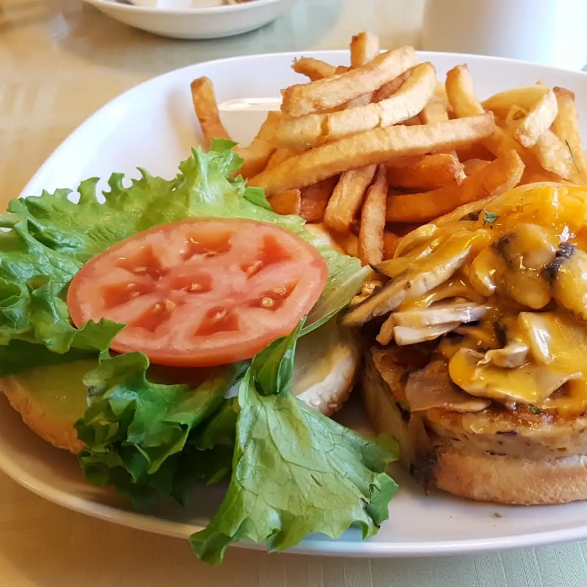 Veggie Burger, Café 8