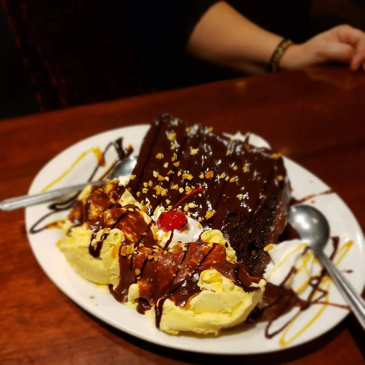 Hot Fudge Cake Sundae