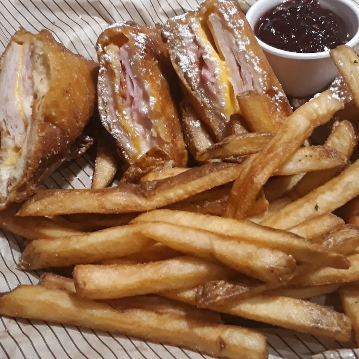 Monte Cristo Sandwich