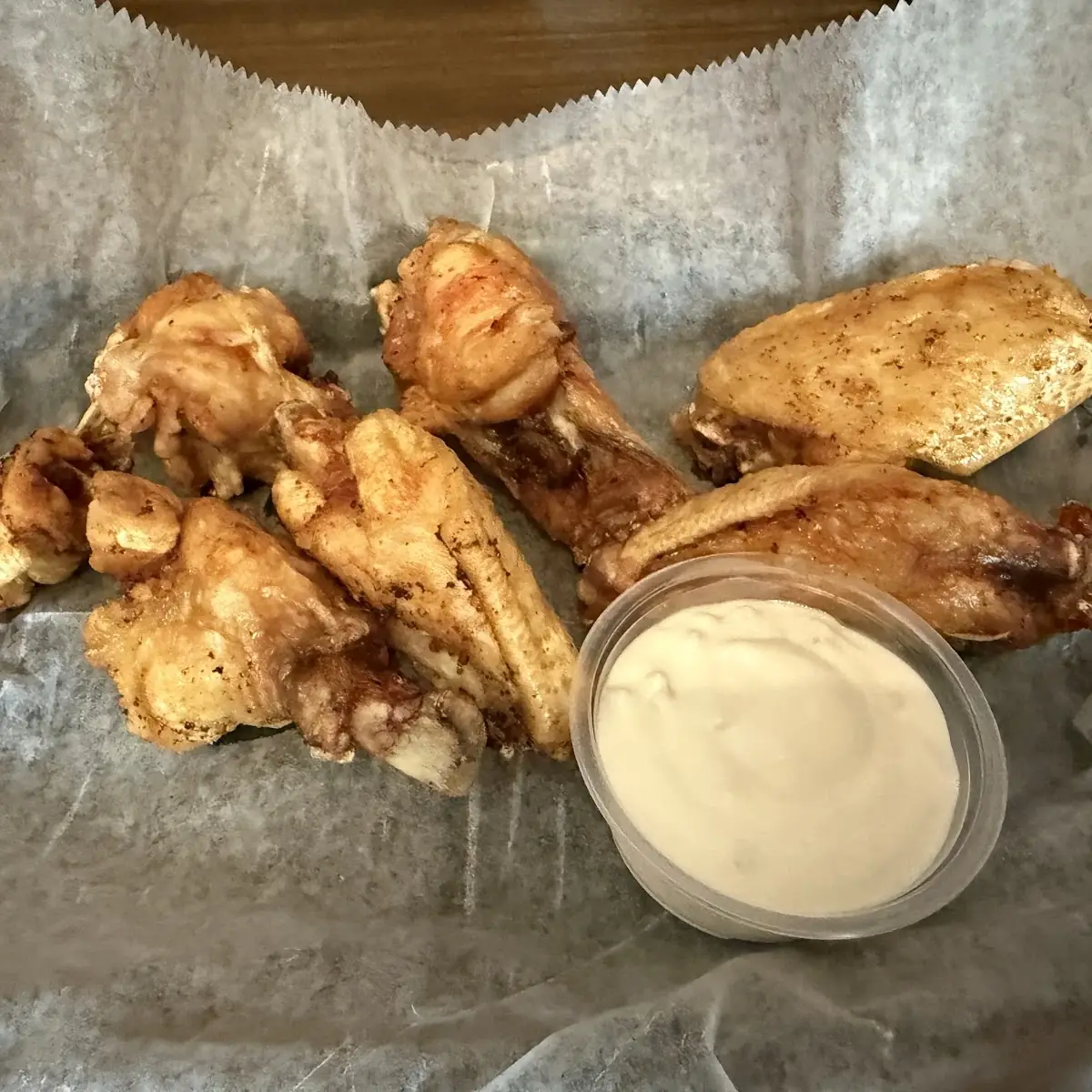 Tommy's Tangy Wings