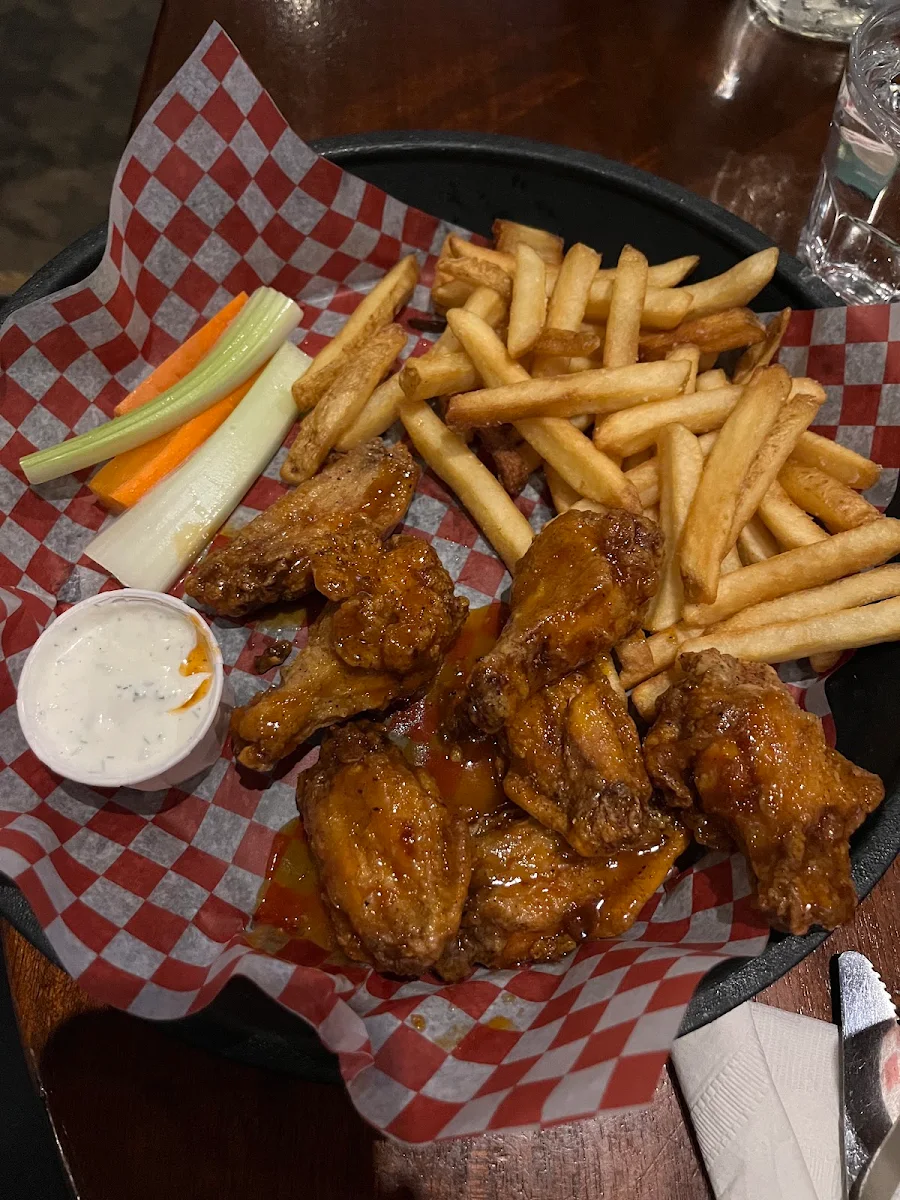 Honey Sriracha Wings