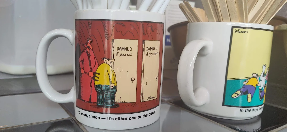 Far Side Cups
