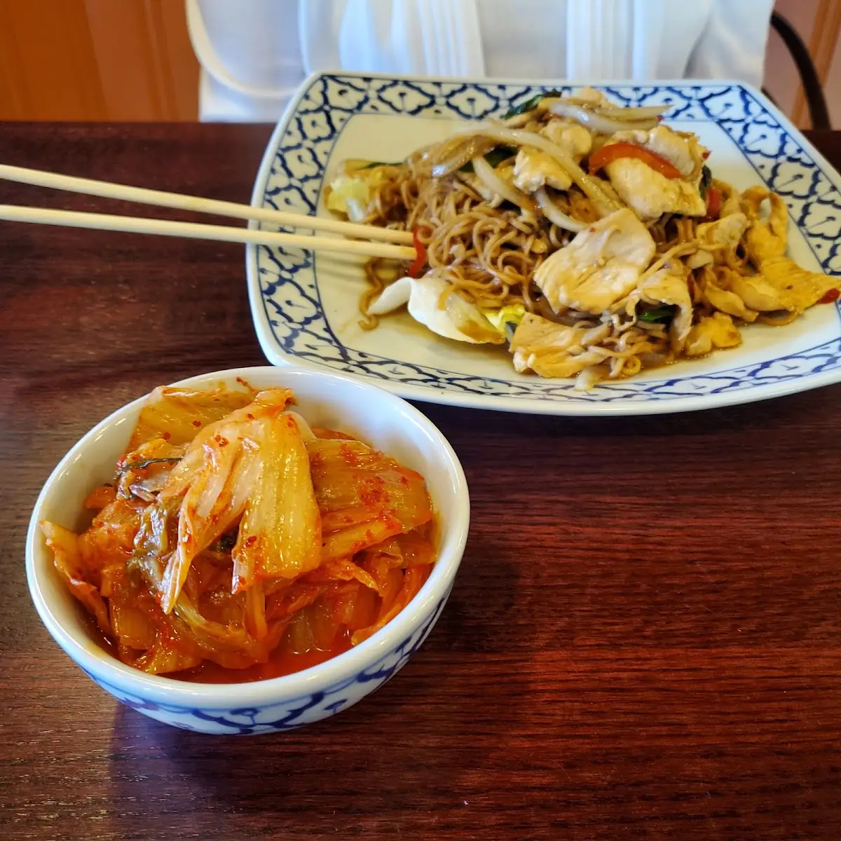 Mama Drunken Noodles with Kimchi