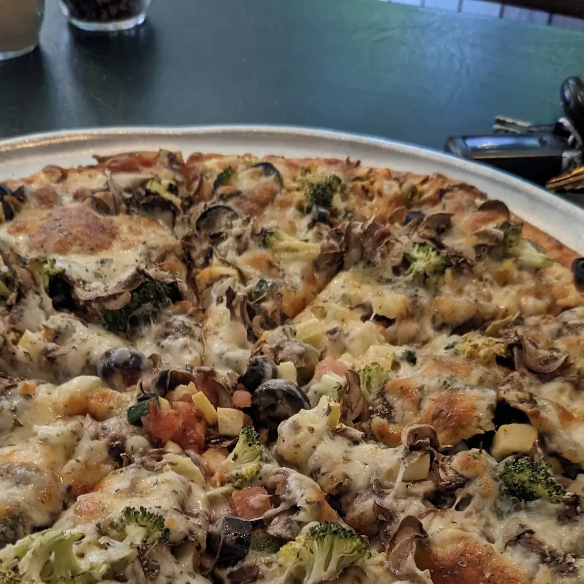 Veggie Pizza with Chicken