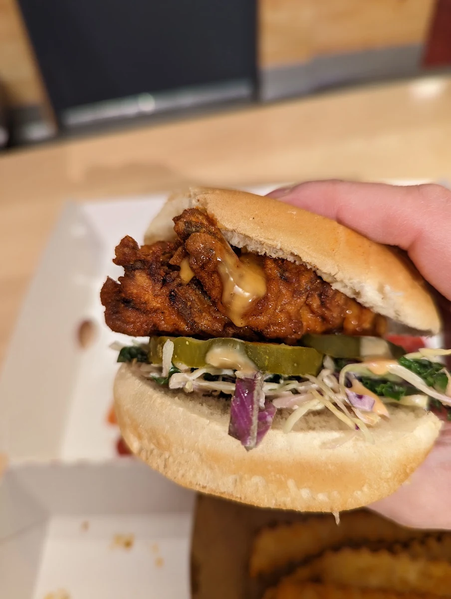 Dave's not Chicken Sliders Hot Box, Dave's Hot Chicken