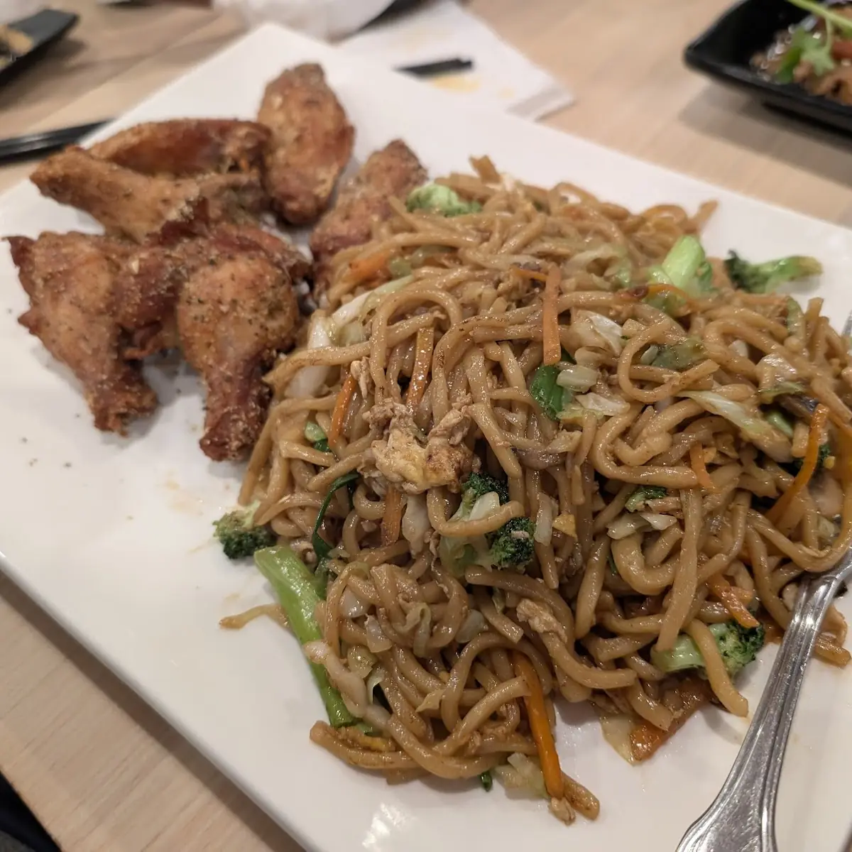 Lemon Pepper Wings and Lo Mein Combo