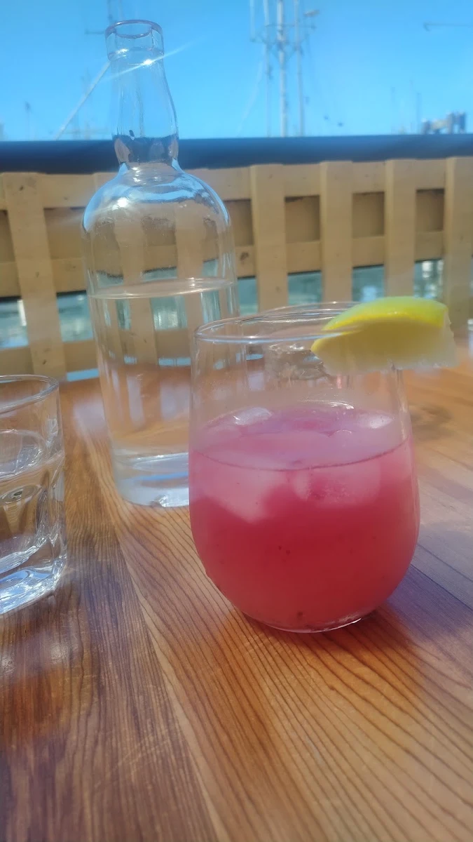 Lemonade, Floathouse Restaurant