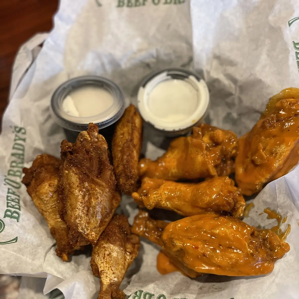 Glazed Chicken Wings with Dip