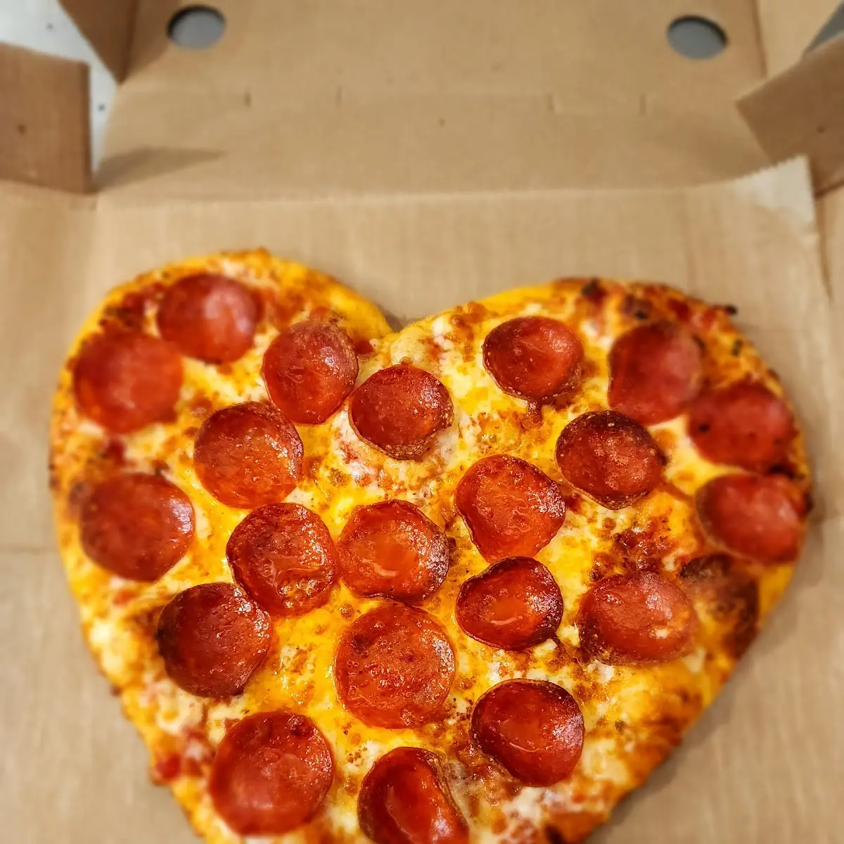 Gluten Sensitive Pepperoni Pizza