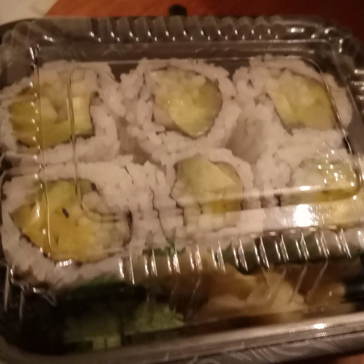 Avocado & Cucumber Roll