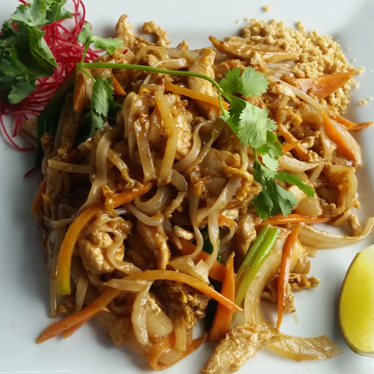 Chicken Pad Thai