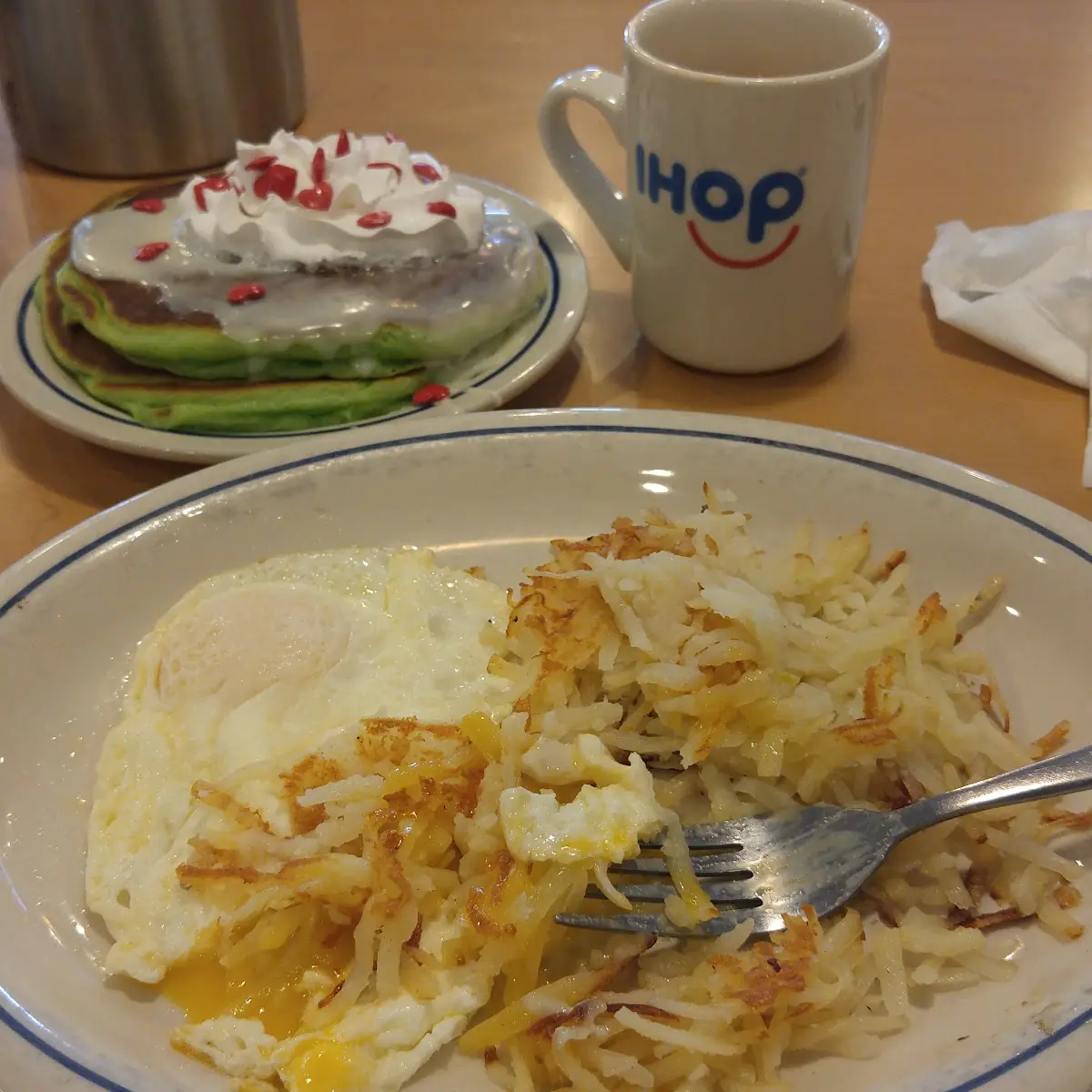 Hash Browns & Eggs w Pistachio Pancakes