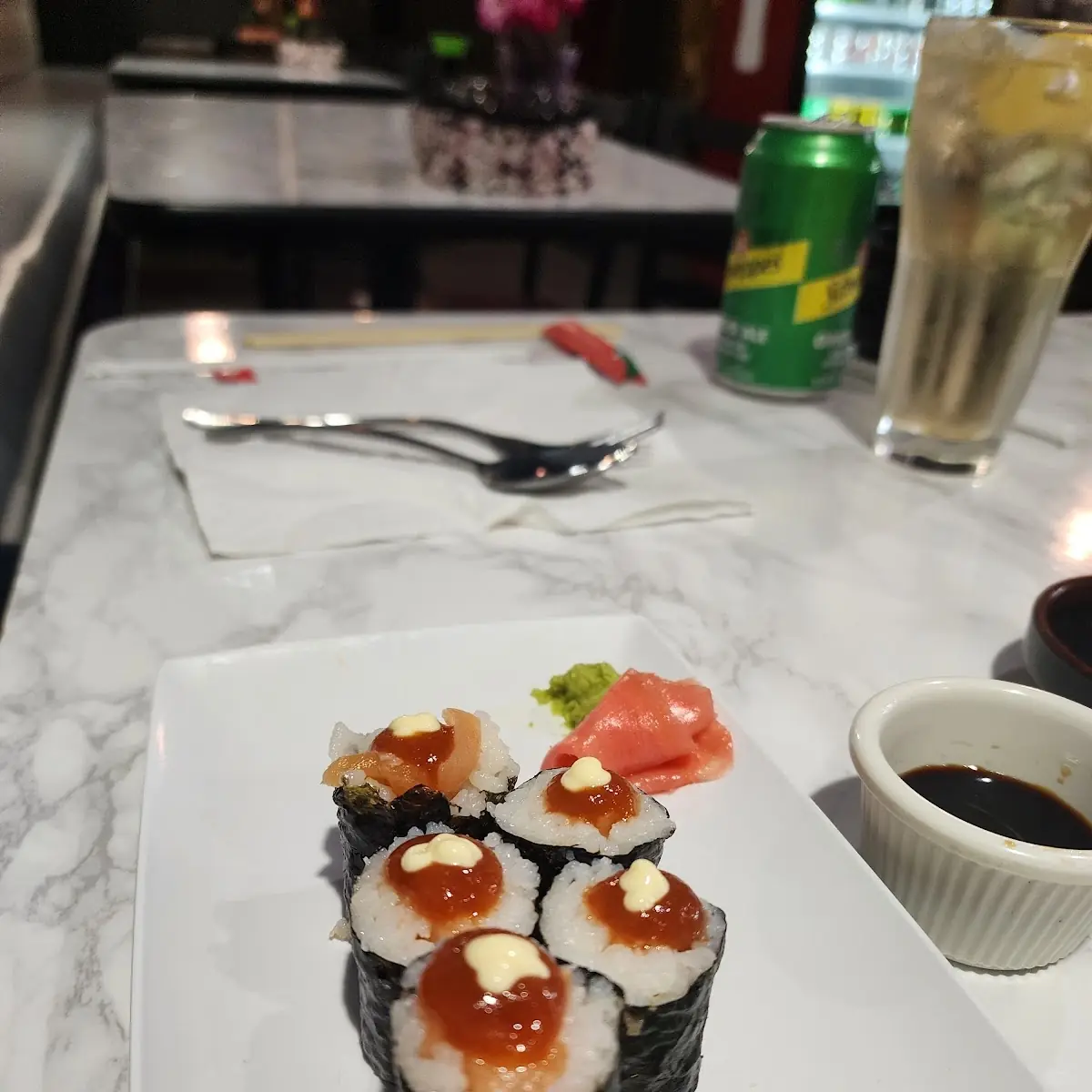 Spicy Salmon Roll