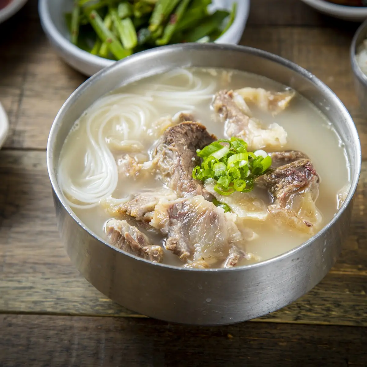 Ox Bone Soup w Flank Meat