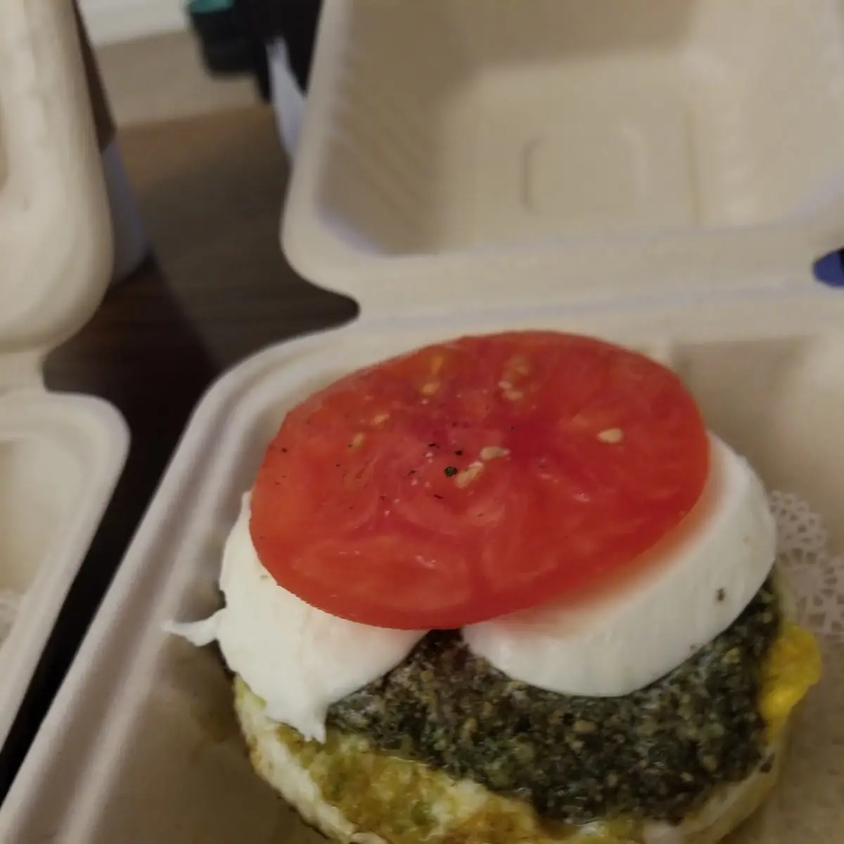 Pesto Tomato Mozzarella Egg Crumpet