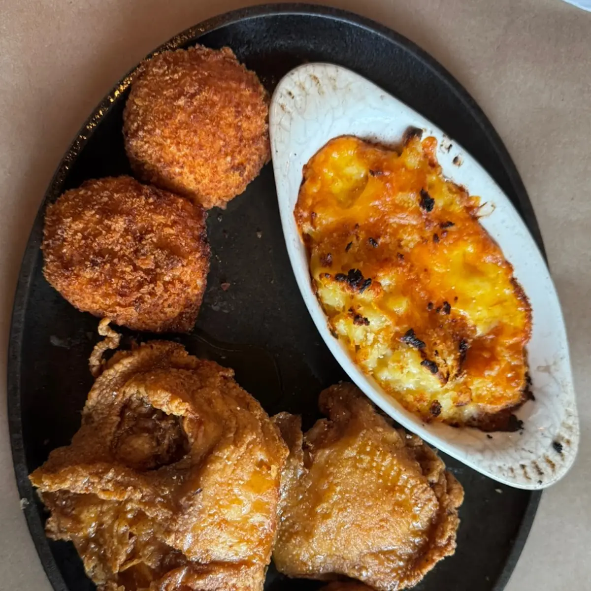 Fried Chicken Mac and Cheese