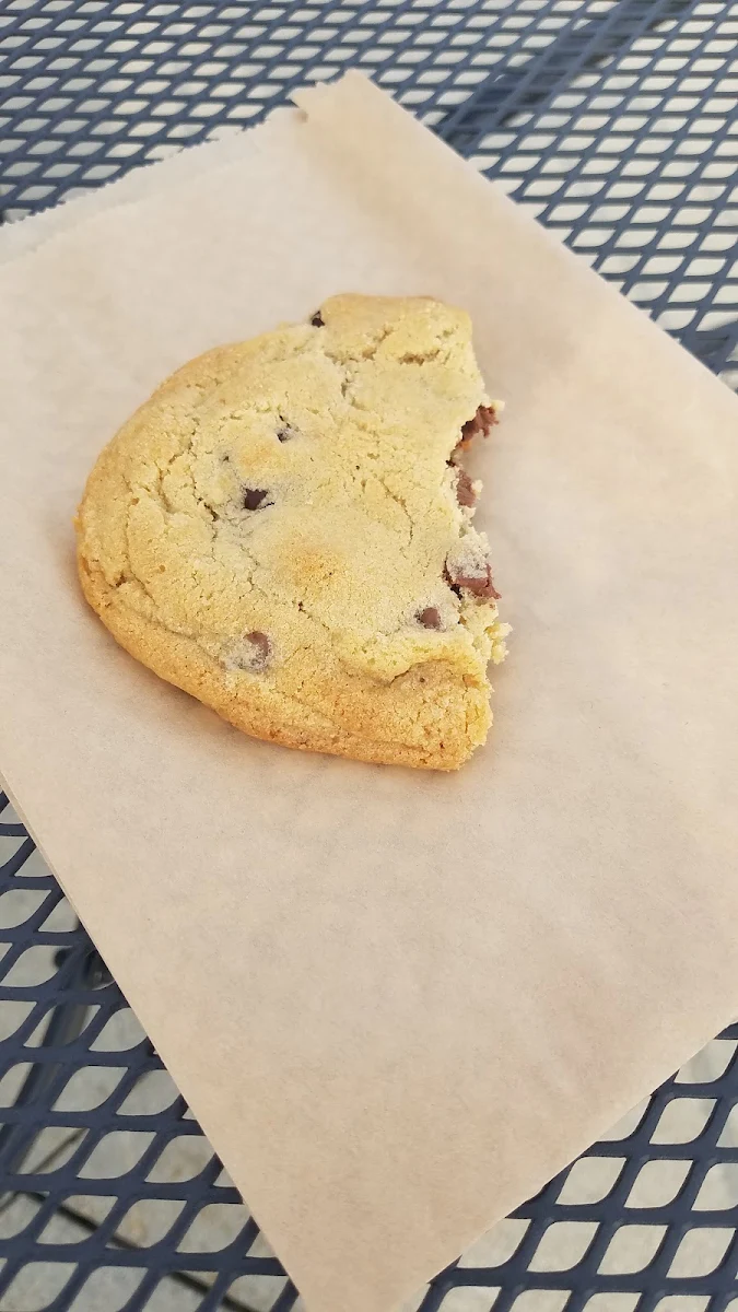 Chocolate Chip Cookie