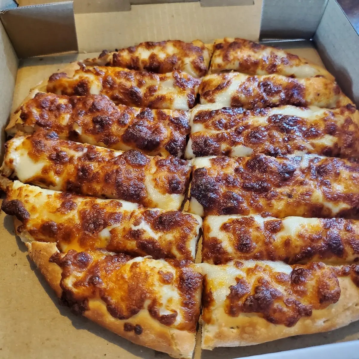 Calzone - Spicy Garlic Chicken