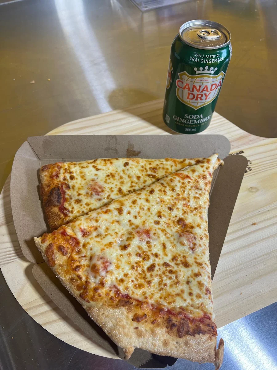 Highlights, Slice City Pizza & Chicken