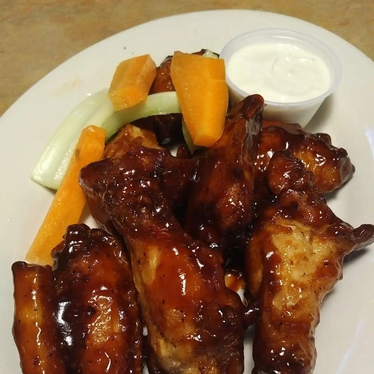 Fried Chicken Wings with BBQ Sauce