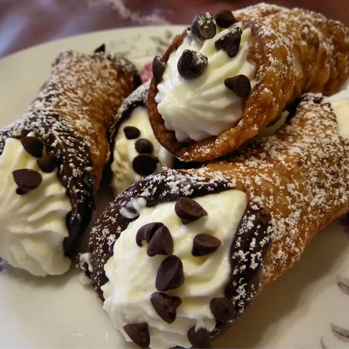 Chocolate Chip Cannoli