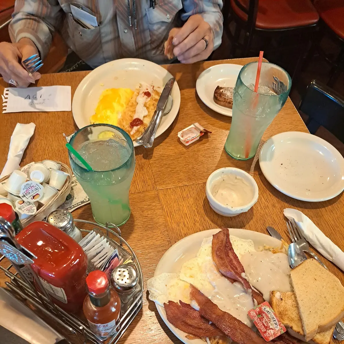 Wall Street Breakfast Denver Omelet Lemonade