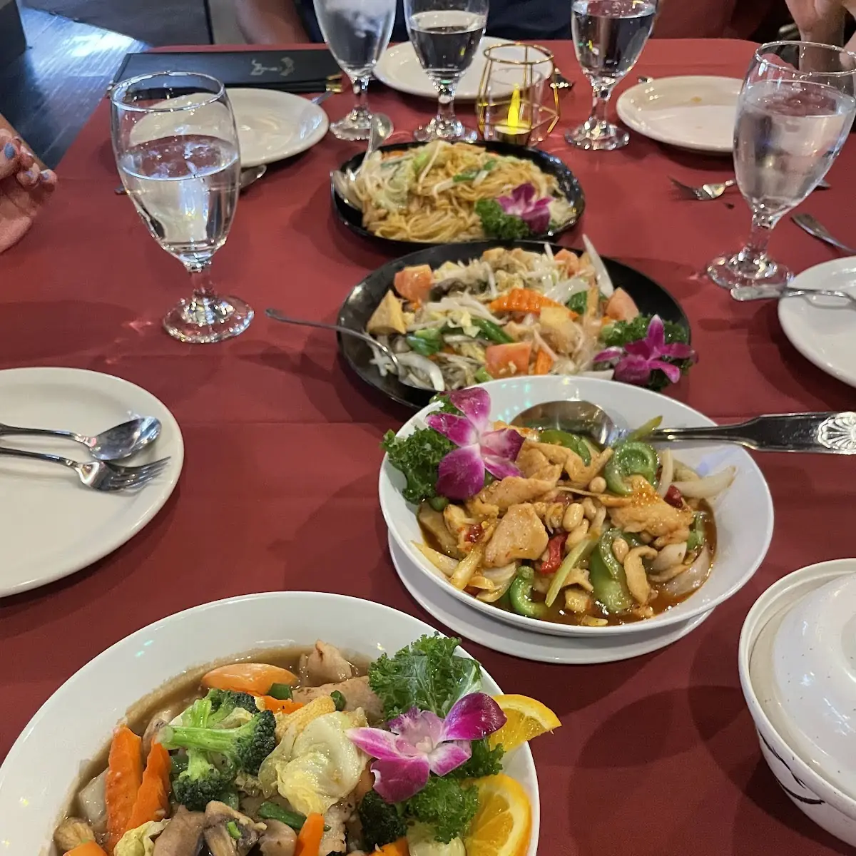 Mixed Vegetables Chow Mein