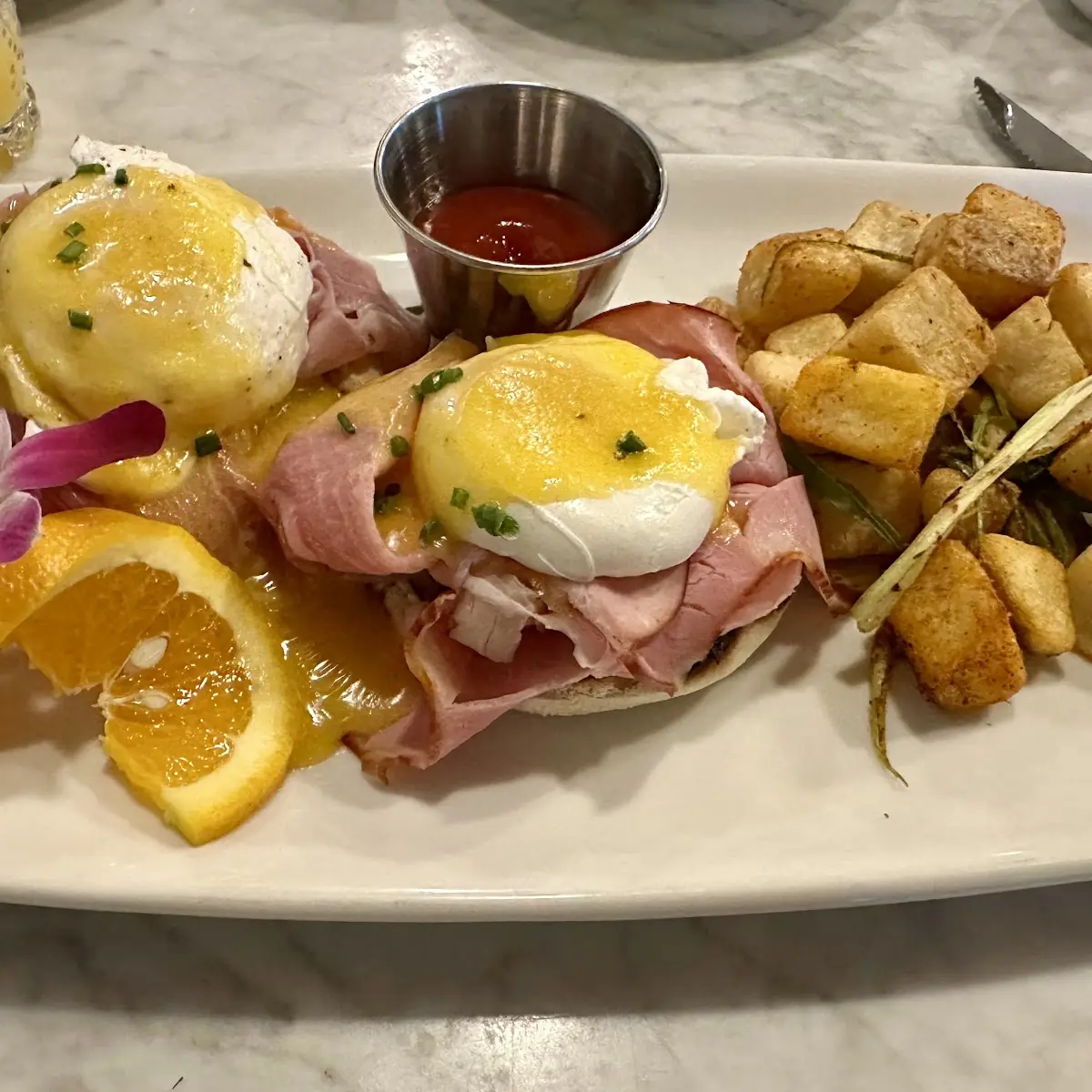 Eggs Benedict