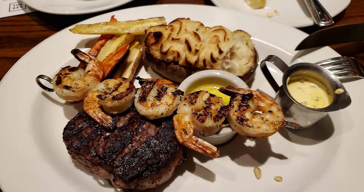 Sirloin & Lobster, The Keg Steakhouse + Bar - Brantford