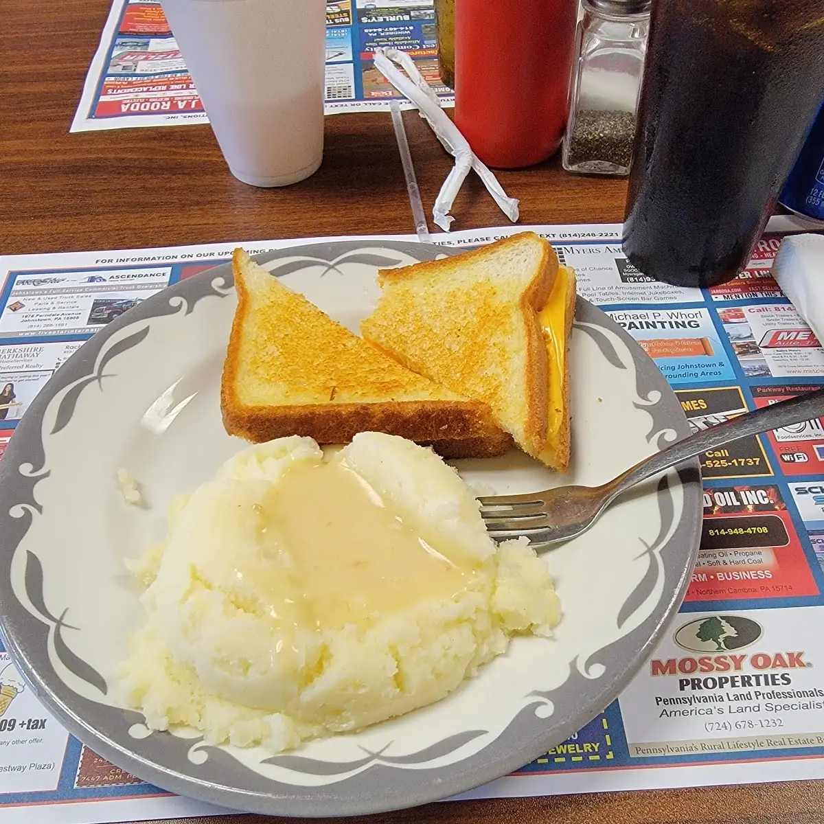 Grilled Cheese Sandwich with Mashed Potatoes