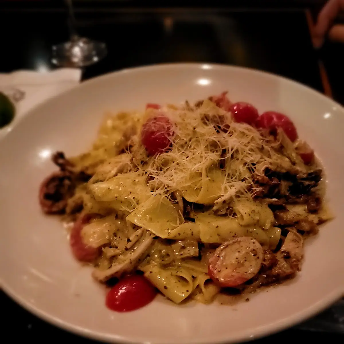Trio Tomatoes with Chicken Creamy Pesto
