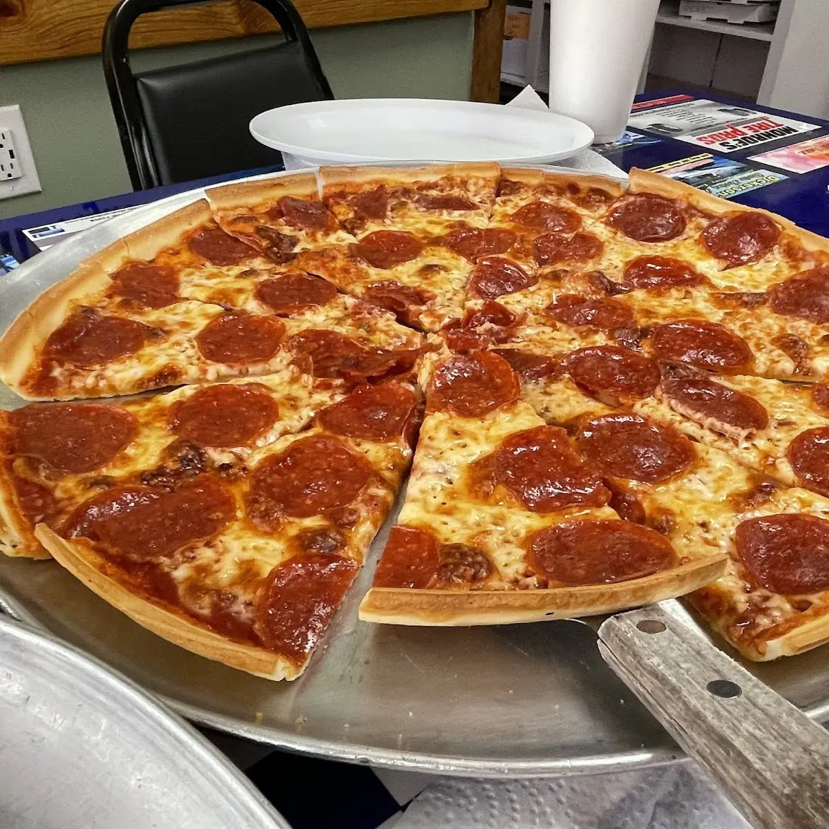 Large Pepperoni Thin Crust