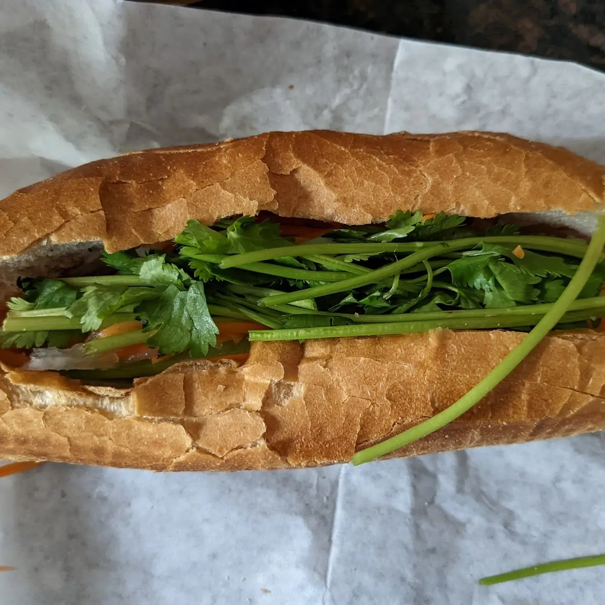 Banh Mi Dặc Biệt