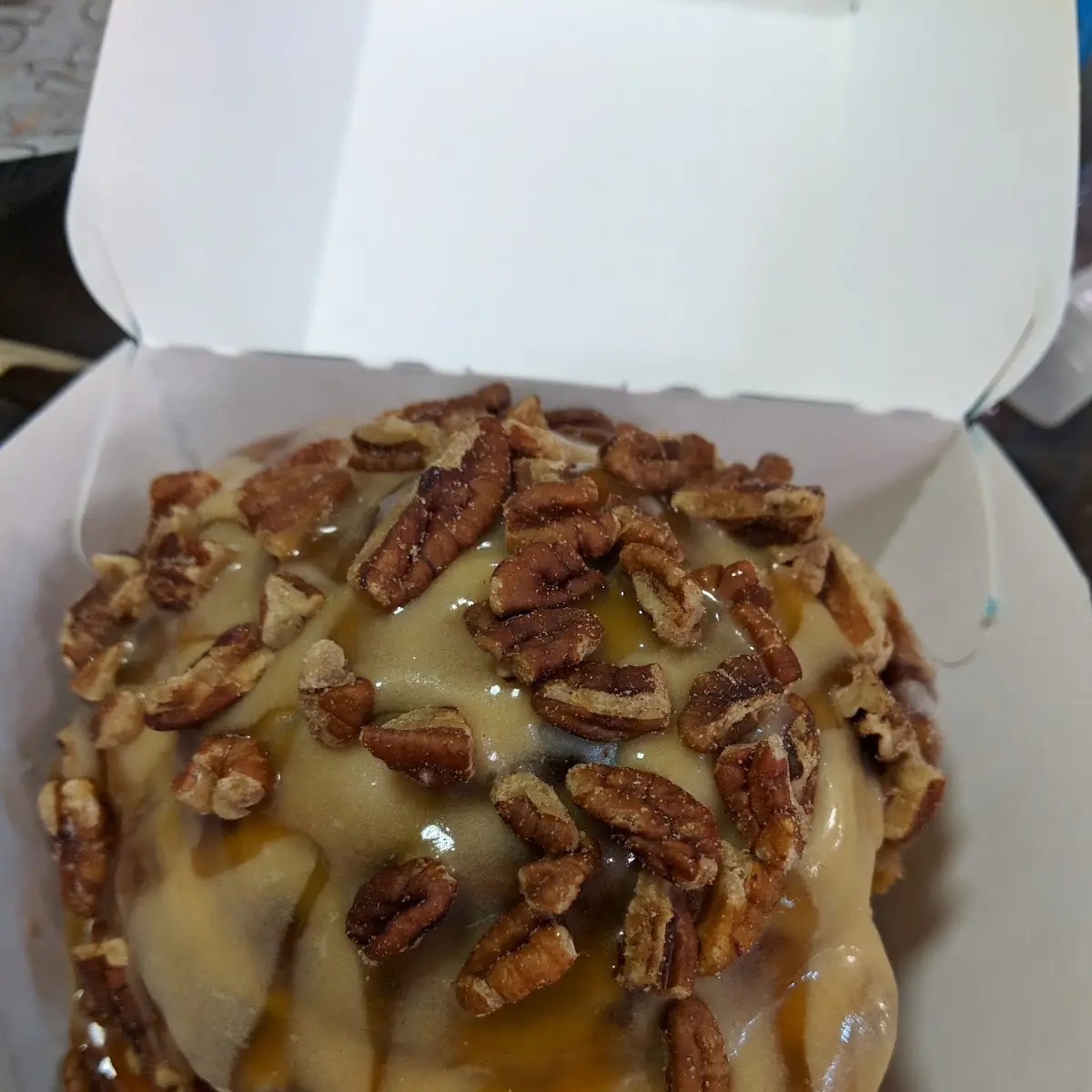 Caramel Pecanbon Contains Nuts